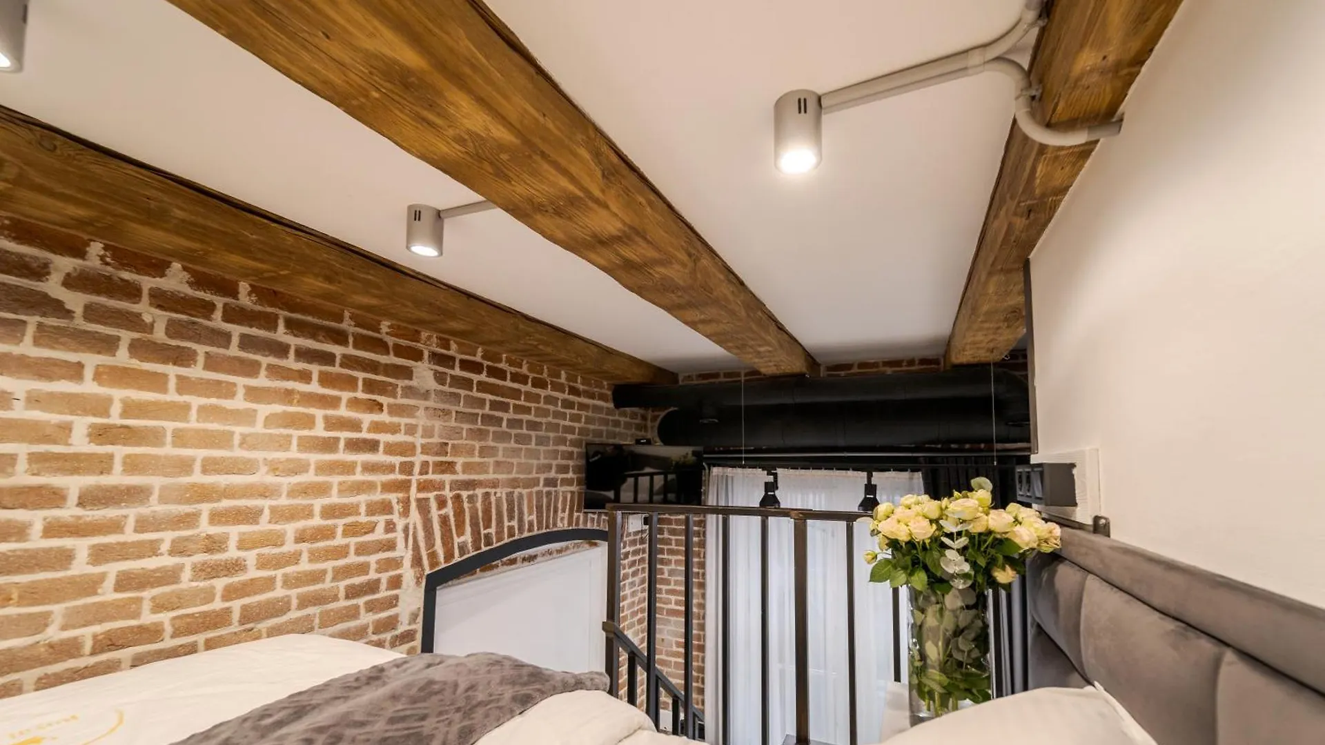 Royal Mini Apart-Hotel On Kovzhyna Львов