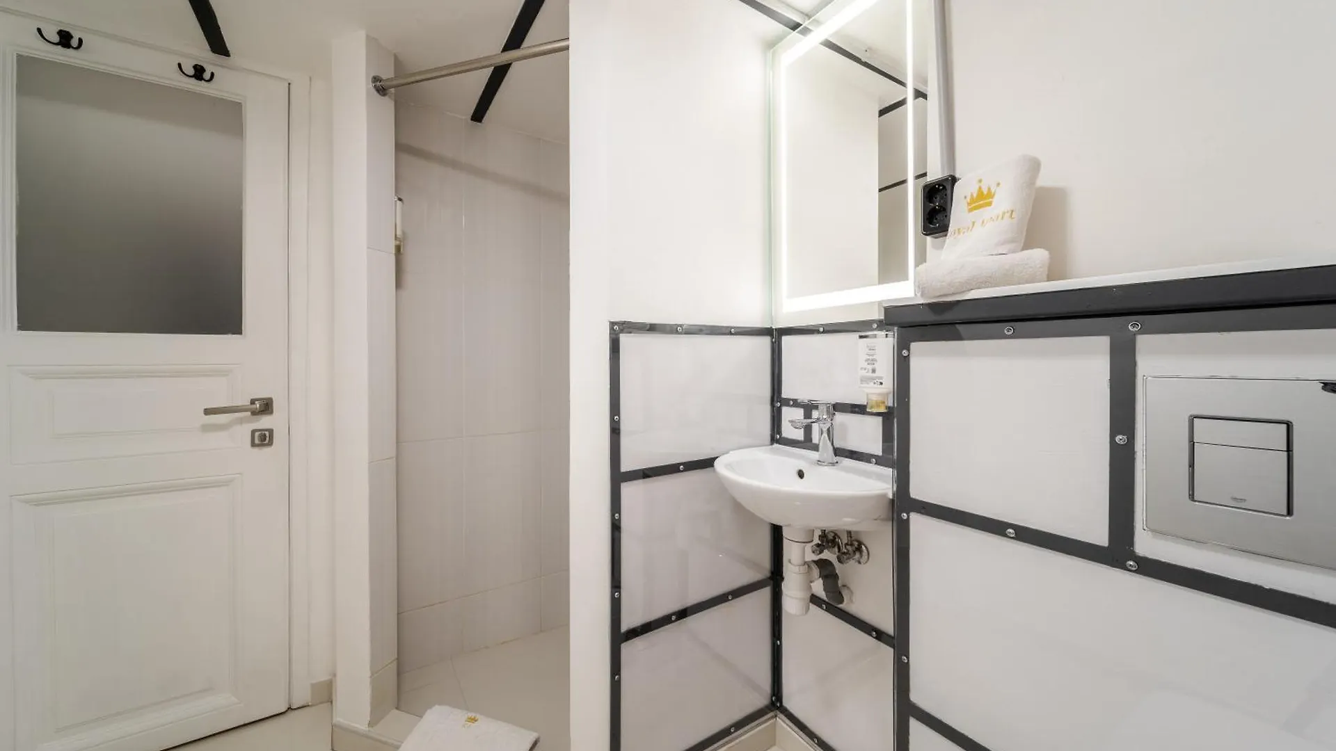 Apartment Royal Mini Apart-Hotel On Kovzhyna Lviv