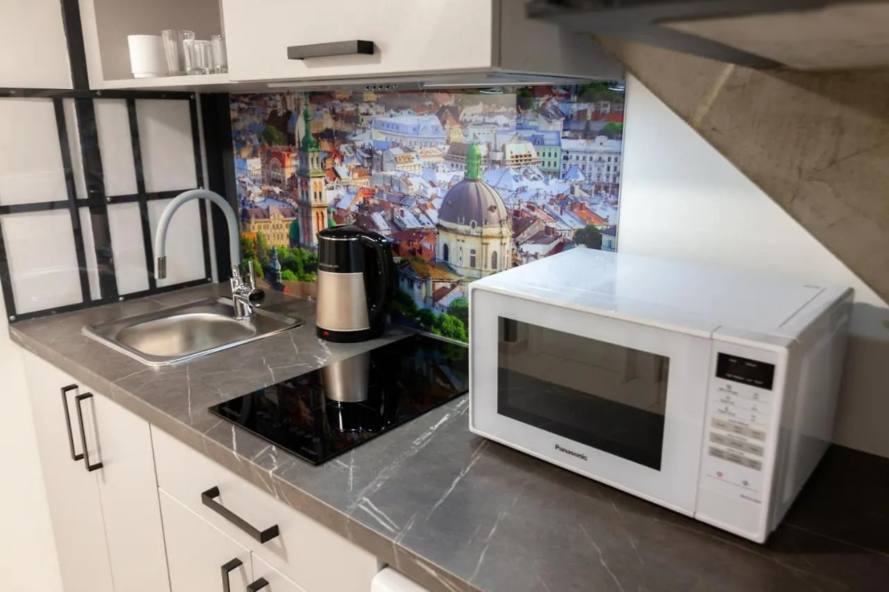 לבוב Royal Mini Apart-Hotel On Kovzhyna 0*,  אוקראינה