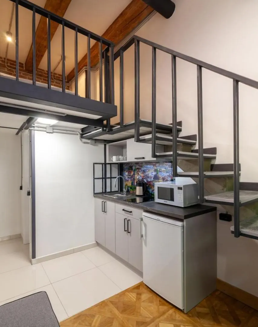 דירה לבוב Royal Mini Apart-Hotel On Kovzhyna
