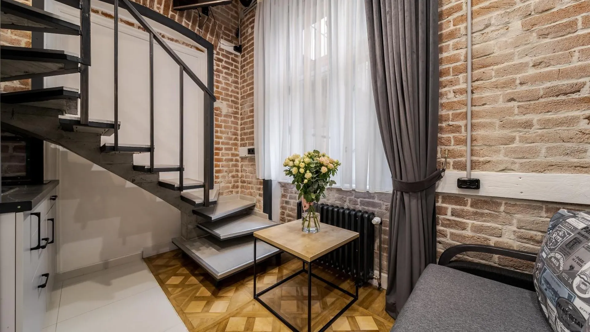 לבוב Royal Mini Apart-Hotel On Kovzhyna אוקראינה